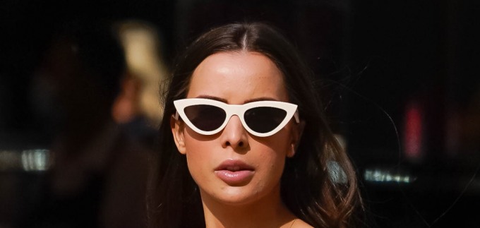 Proljetni look za DESETKU: Imate li vi ovakvu haljinu i ovakve tenisice?