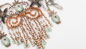 Trendi modni dodatak: Preslatka ogrlica iz Zare