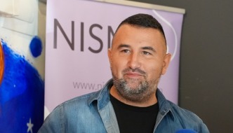 Zoran Aragović kreirao limitiranu kolekciju za udrugu 'Nismo same'