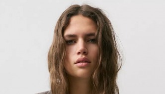 Blejzer koji 'popravlja' outfite jedan je od ključnih proljetnih komada