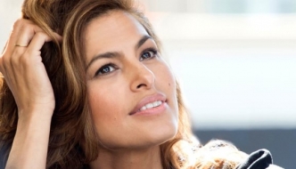 Zanosna Eva Mendes nova ambasadorica branda Estee Lauder