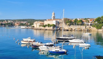 Grad Krk vrijedi posjetiti u proljeće, evo zašto