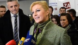 Znate li čiju će haljinu Kolinda Grabar-Kitarović nositi na inauguraciji?