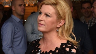 Hrvatska predsjednica zasjala u intrigantnoj crnoj haljini