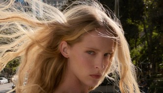 Zara zna kakvu haljinu trebate u zimskoj garderobi