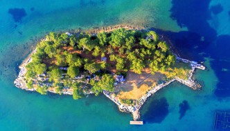 Otok Barbarinac kod Splita postaje 'Island of Love'