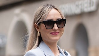Osvojila nas je neodoljivom suknjom i trendi tenisicama