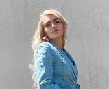 Ella Dvornik ima savršene hlače, kako joj stoje?