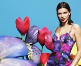 Kendal Jenner i La Perla u bojama Georgije O'Keeffe i Petera Maxa