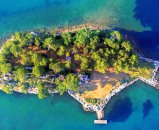 Otok Barbarinac kod Splita postaje 'Island of Love'