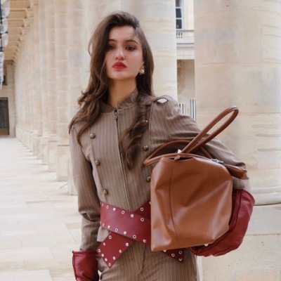 Torba domaćeg brenda RAW BAG na pariškim ulicama