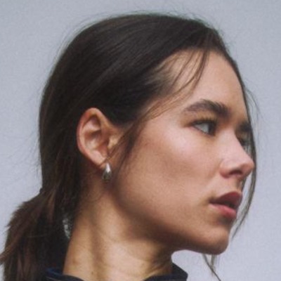 Sako u ovom stilu nova je modna zvijezda proljeća 2026.